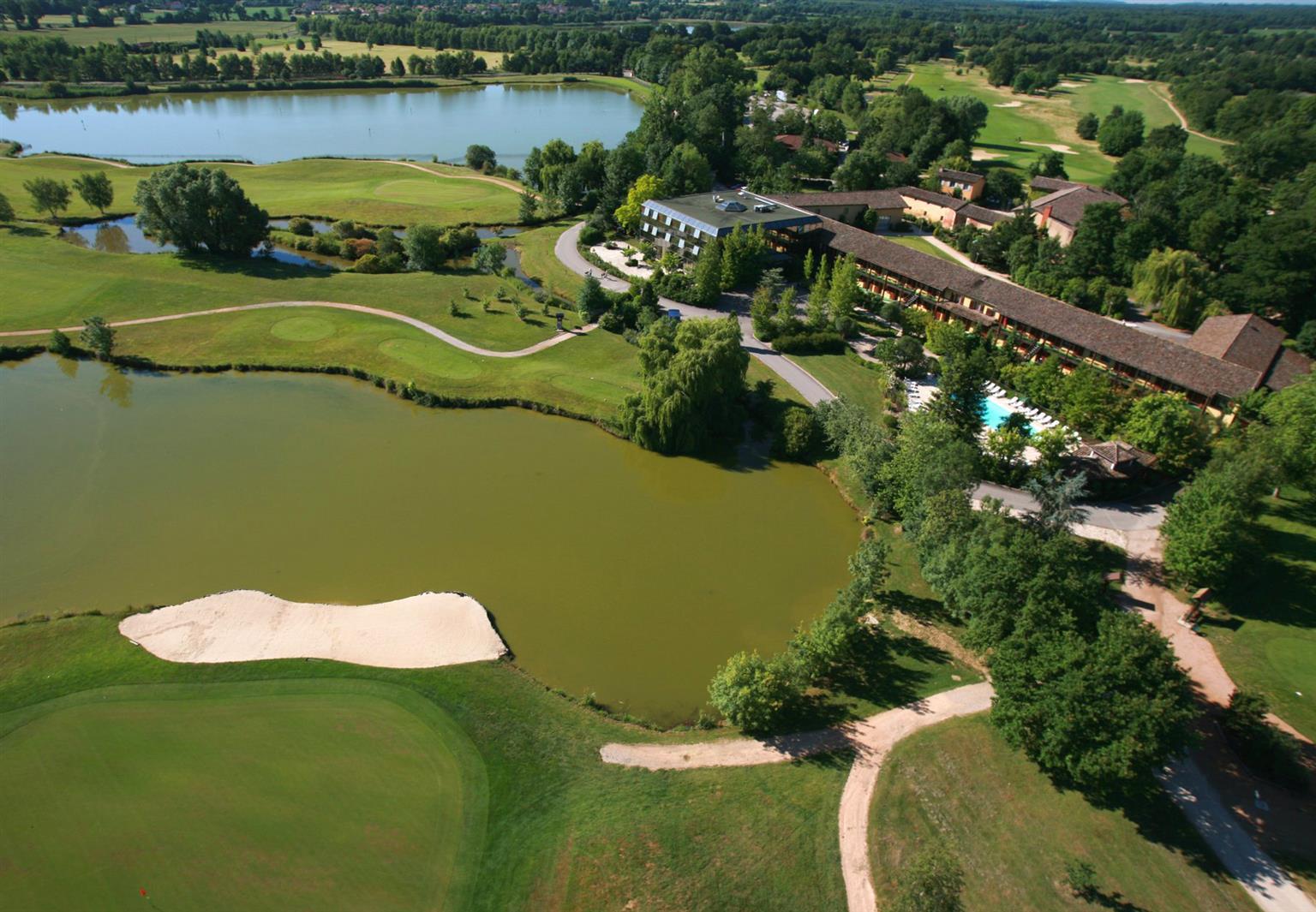 Domaine Du Gouverneur, Hotel, Restaurant & Golf Monthieux Luaran gambar