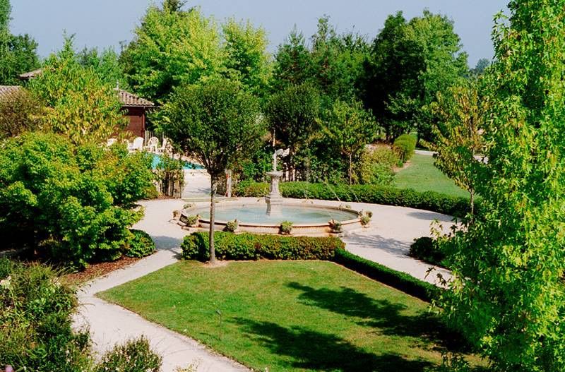 Domaine Du Gouverneur, Hotel, Restaurant & Golf Monthieux Luaran gambar