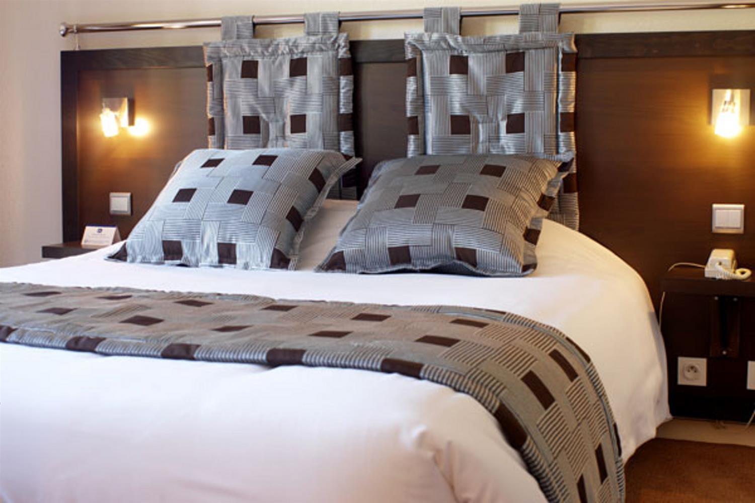 Domaine Du Gouverneur, Hotel, Restaurant & Golf Monthieux Luaran gambar