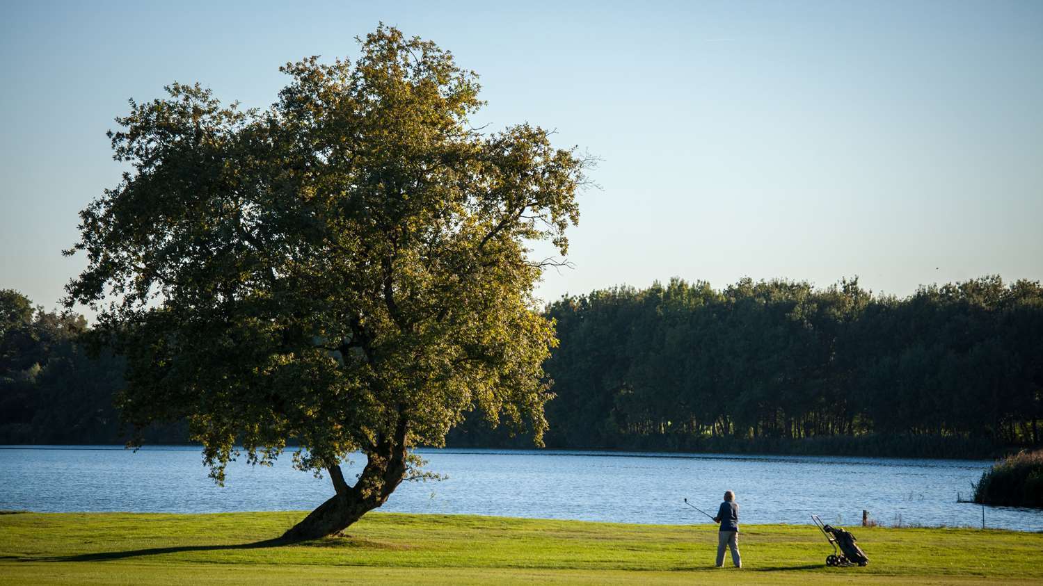 Domaine Du Gouverneur, Hotel, Restaurant & Golf Monthieux Luaran gambar