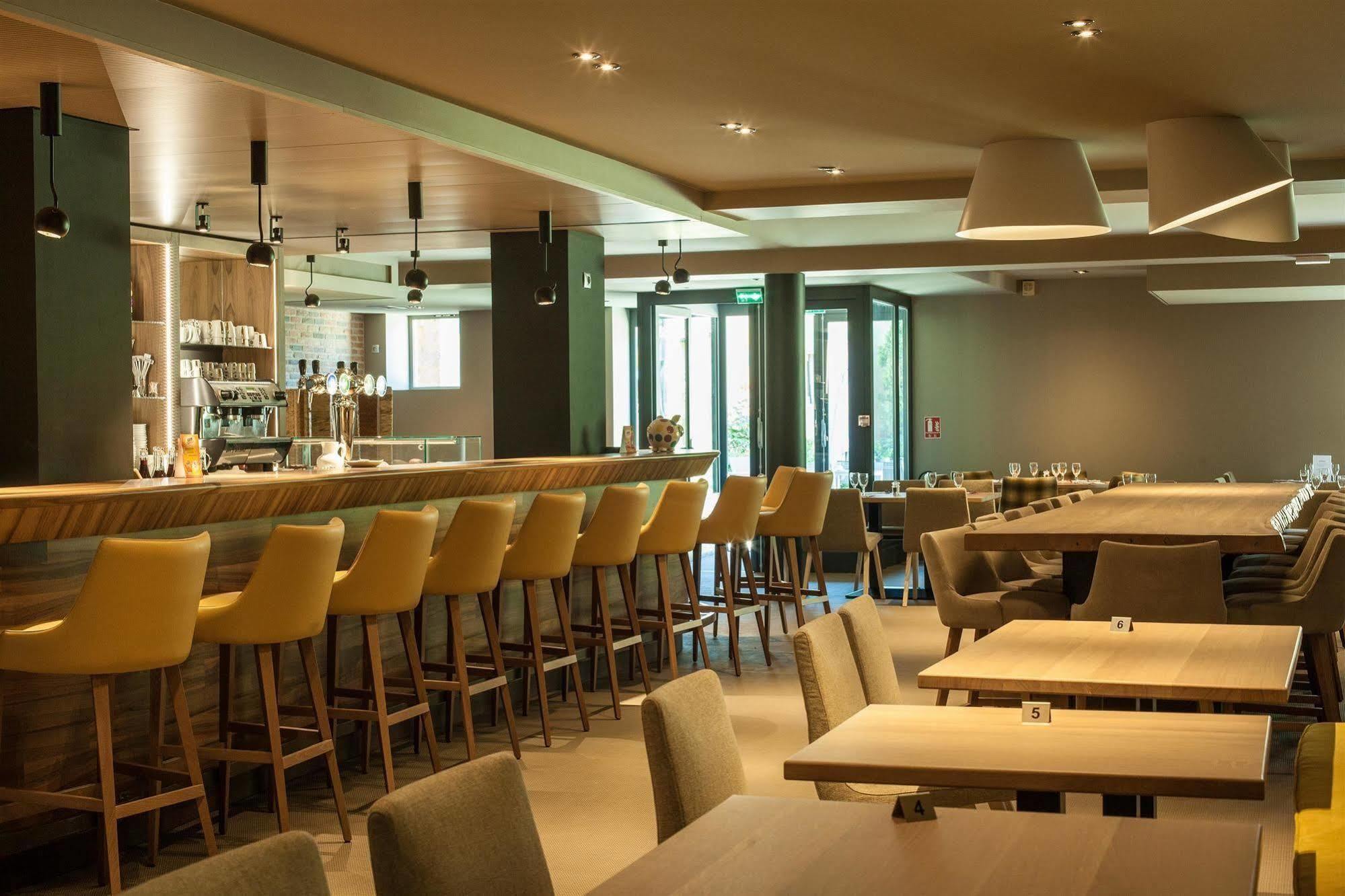 Domaine Du Gouverneur, Hotel, Restaurant & Golf Monthieux Luaran gambar