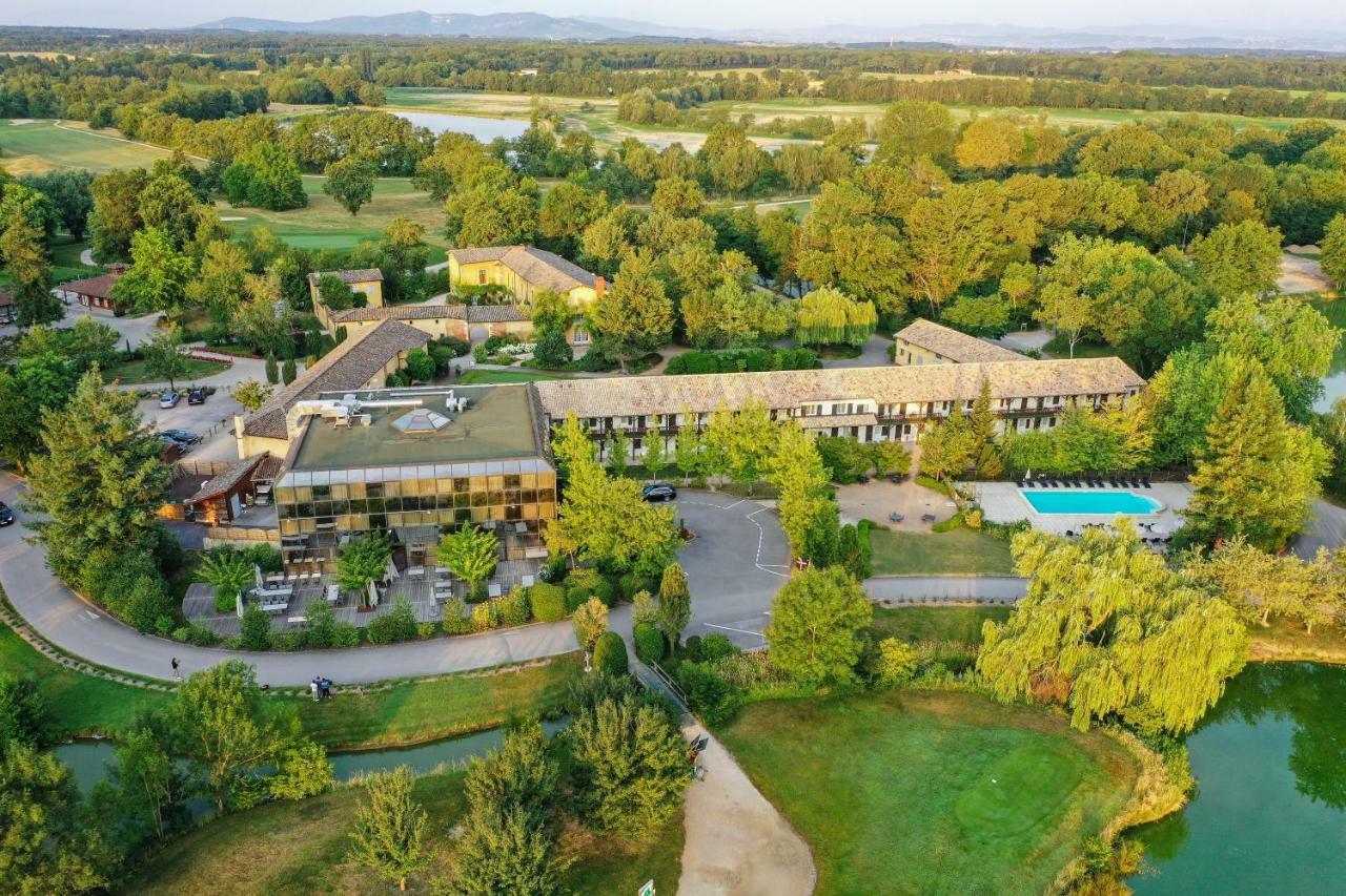 Domaine Du Gouverneur, Hotel, Restaurant & Golf Monthieux Luaran gambar