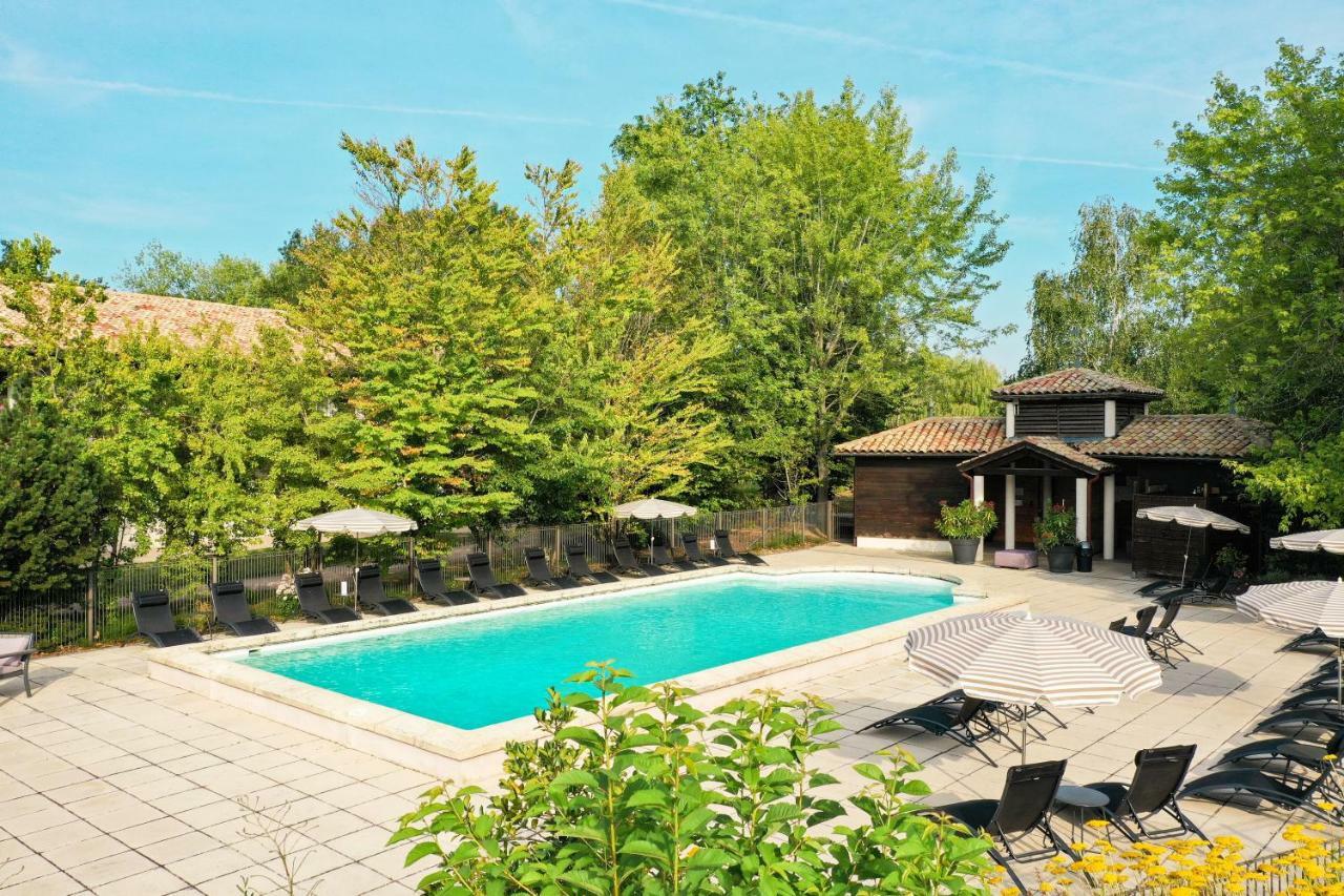 Domaine Du Gouverneur, Hotel, Restaurant & Golf Monthieux Luaran gambar